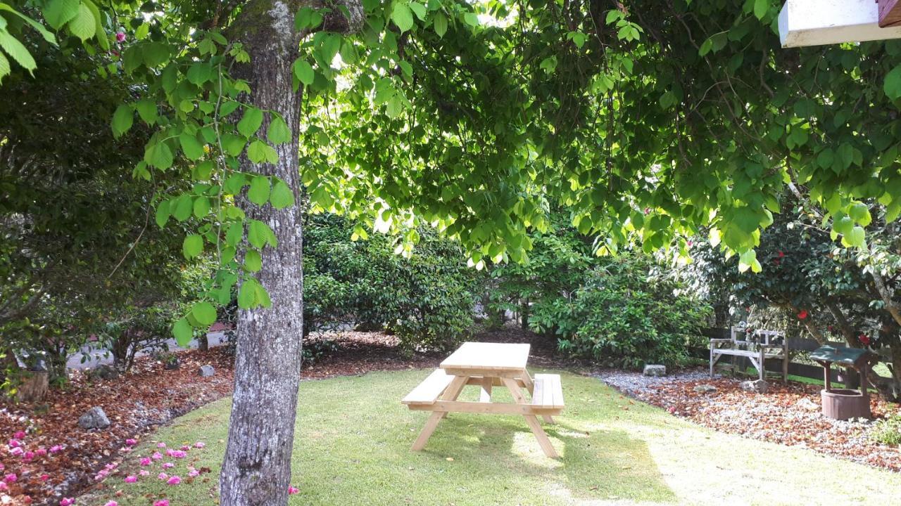 Caldera Country Lodge Hamurana Екстериор снимка